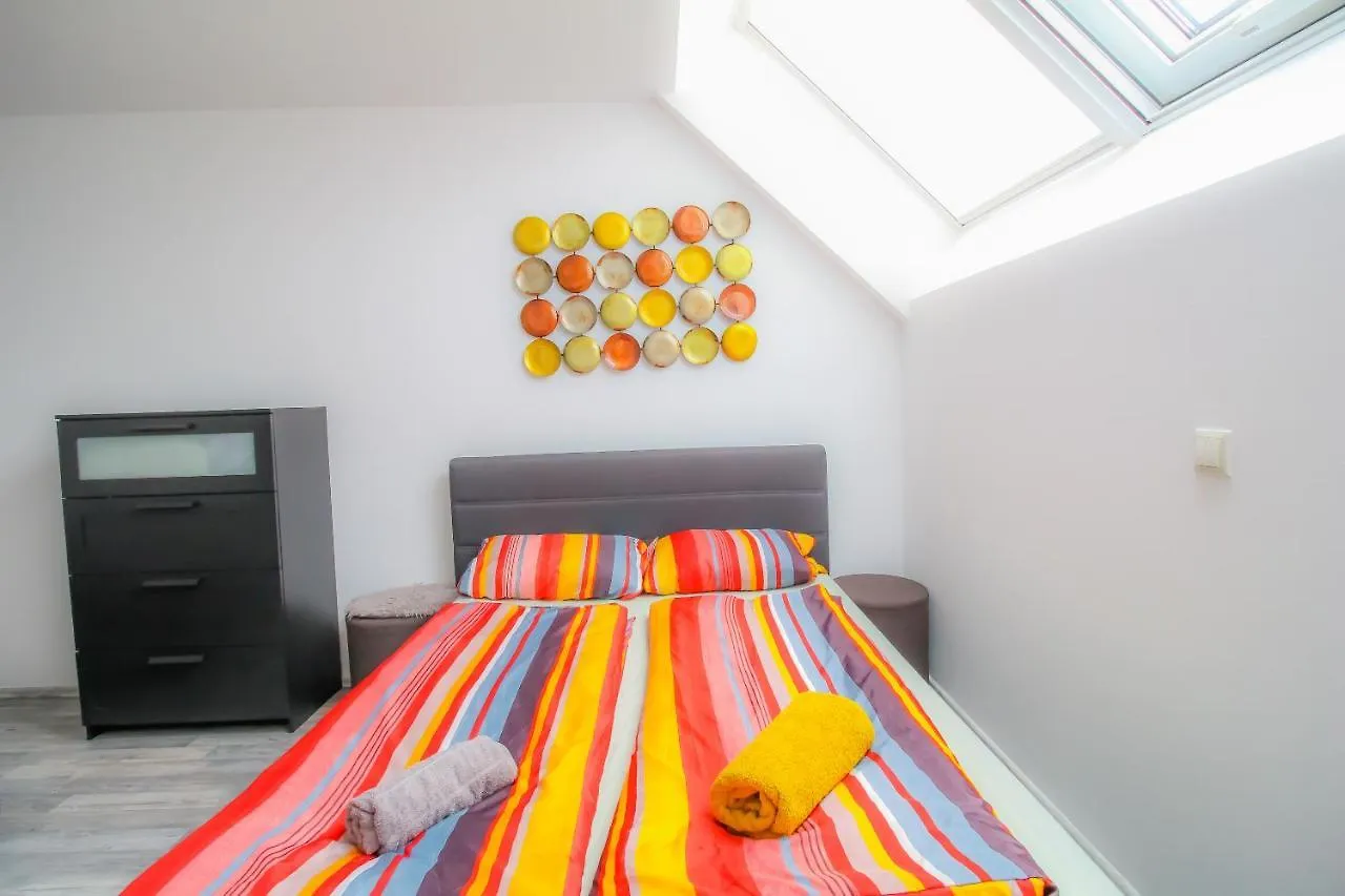 Q Luxurious Duplex Apartment In Praterstern Area 维也纳